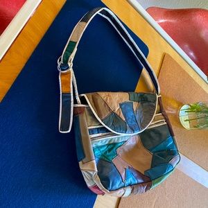 Unique Vintage patchwork leather handbag  👜✨💙🤍🤎🩵❤️💚💛